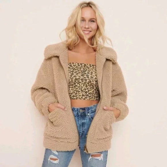 GARAGE XS Oversized Teddy Coat (Sherpa Coat) - Picture 3 of 8